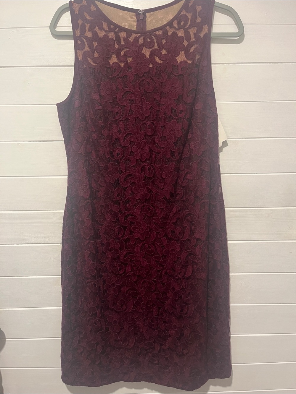 Lauren Ralph Lauren Burgundy Floral Lace Sleeveless Sheath Dress NWT